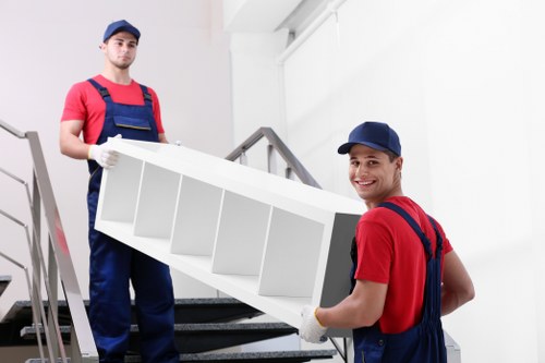 Careful packing and decluttering for a Hornchurch house relocation