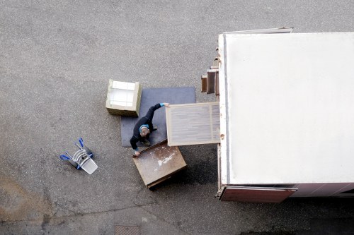 Hornchurch removals team handling boxes and furniture efficiently
