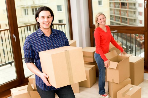 Hornchurch local van service for collections and deliveries